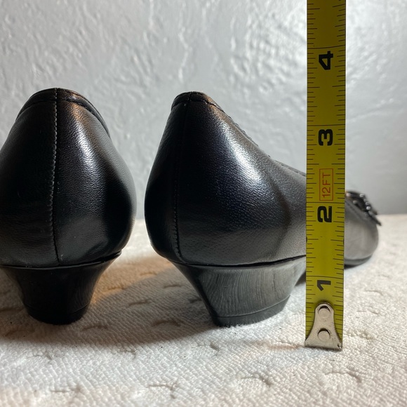 Aldo Women Ballet Flat Pumps Black Leather Perforated Buckle Slip On Low Heel - Picture 7 of 16